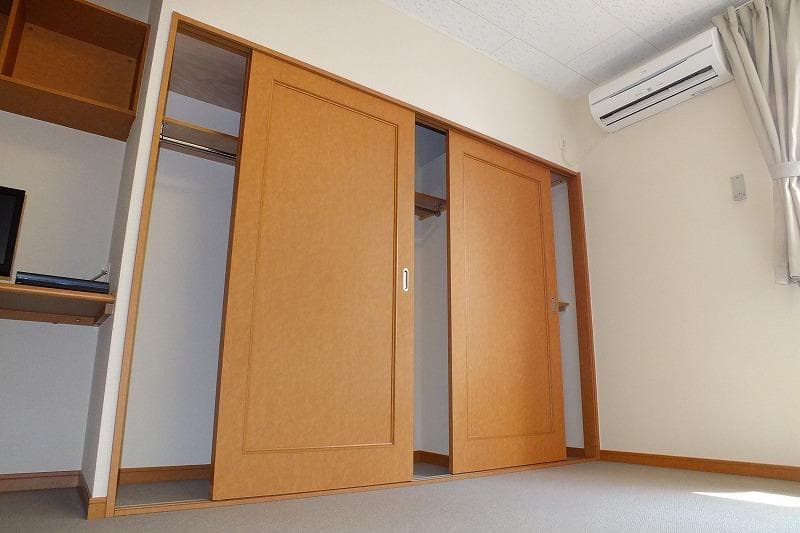 Preview interior of leopalace Hanai