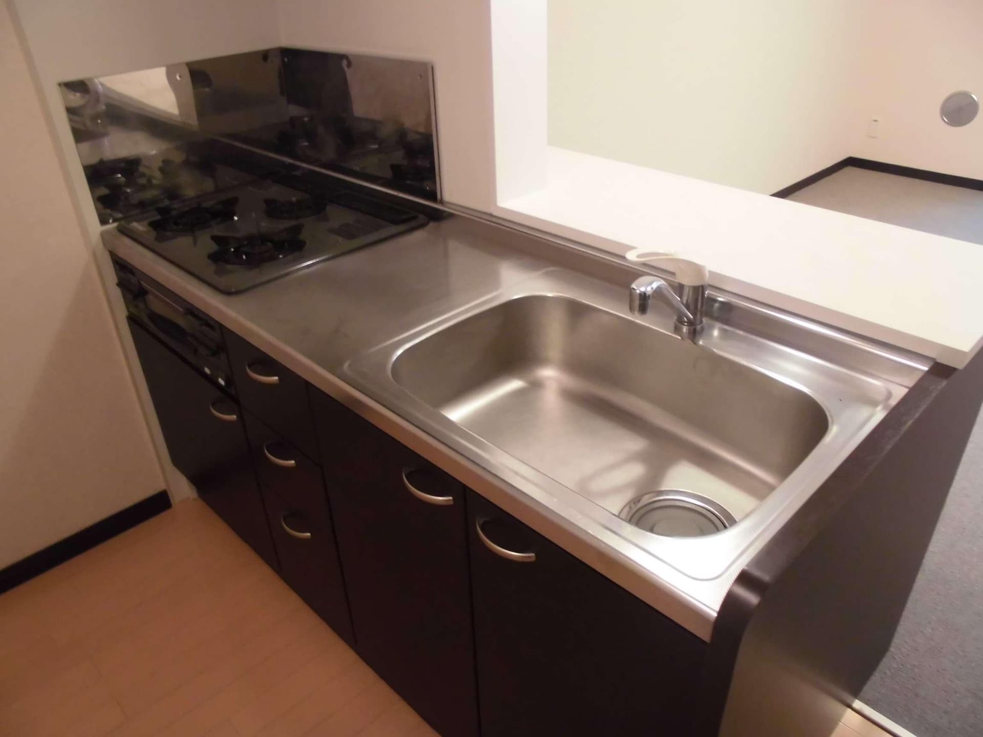 Preview interior of LEONEXT Stream Bright