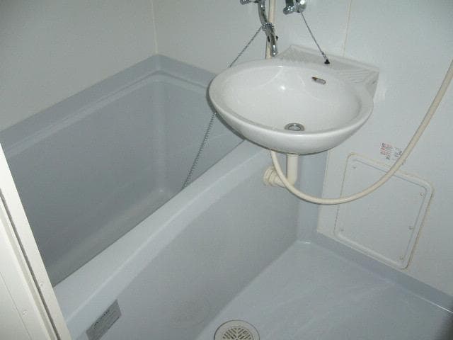 Room image 9
