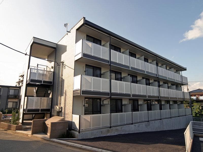 Main exterior of leopalace Oaks Toke Nibankan