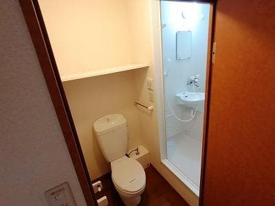 Room image 9