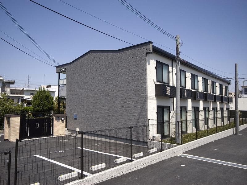 Main exterior of leopalace Claire Fujigao I