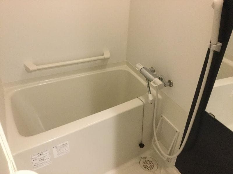 Room image 8