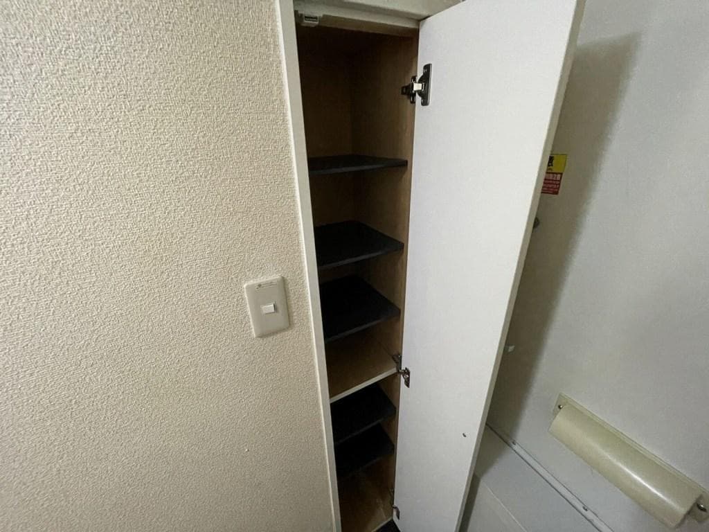 Room image 13