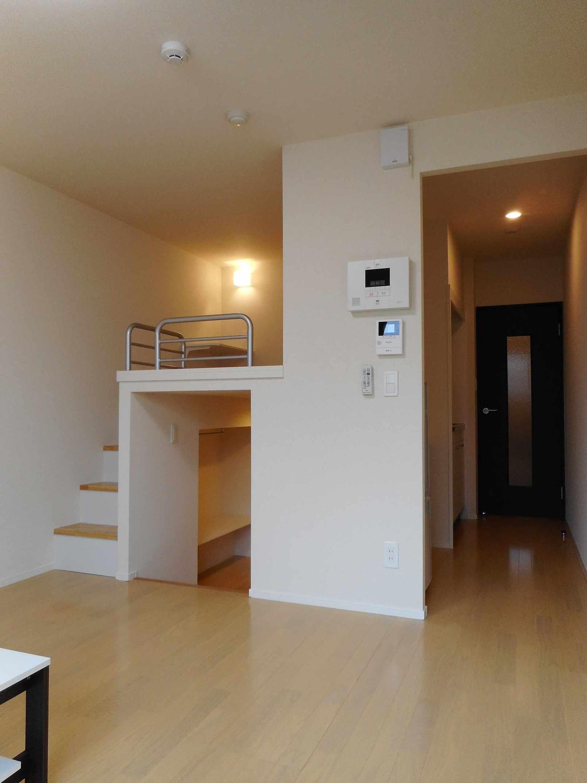 Preview interior of MIRANDA Shukumachi