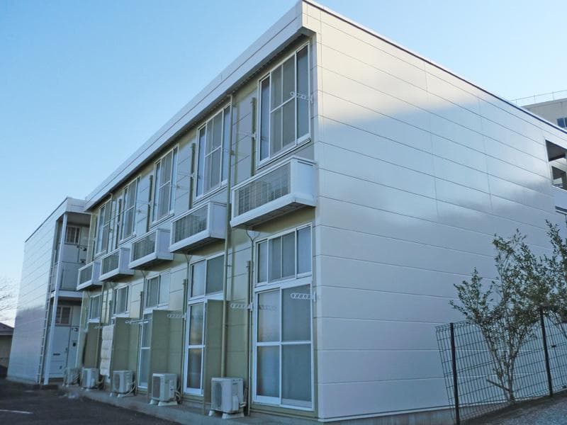 Main exterior of leopalace Hino OGM