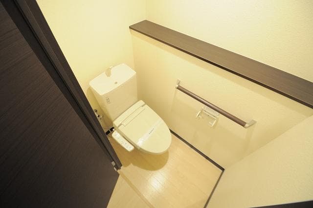 Room image 12