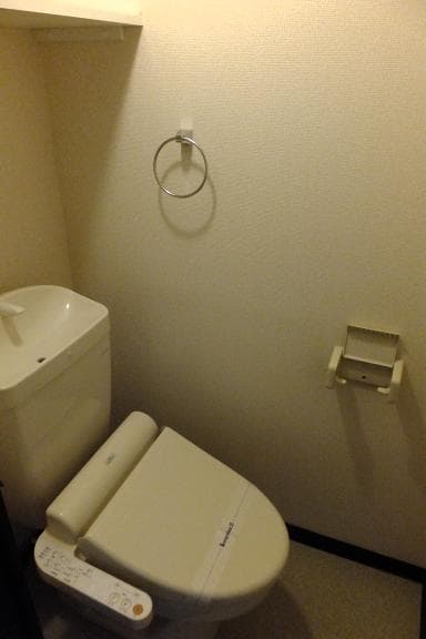 Room image 11