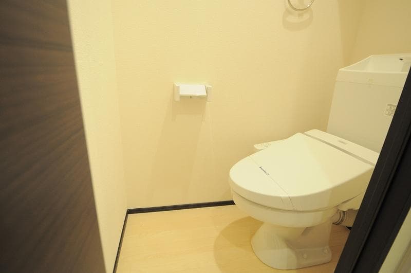 Room image 10