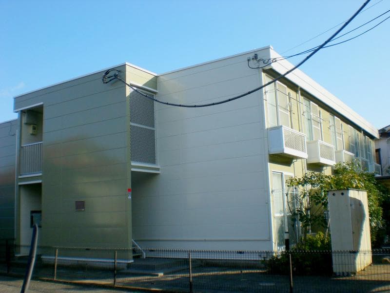 Main exterior of leopalace SURF B