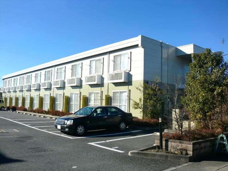 Main exterior of leopalace Sunrise Aoki