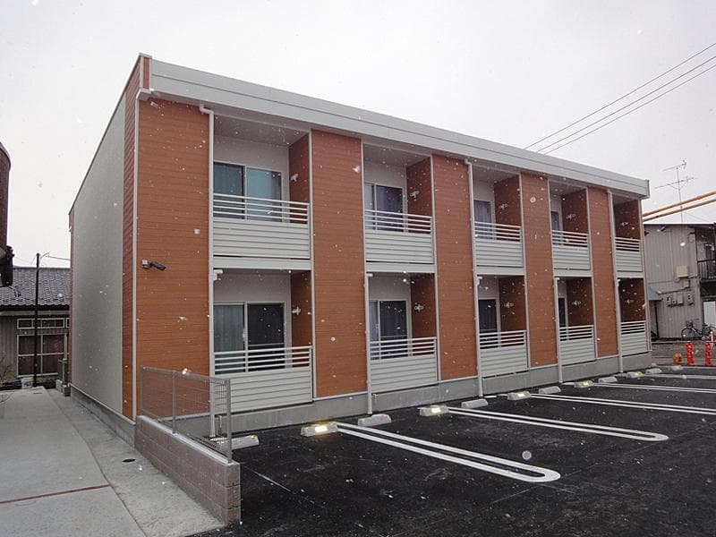 Main exterior of LEONEXT GENKIDO