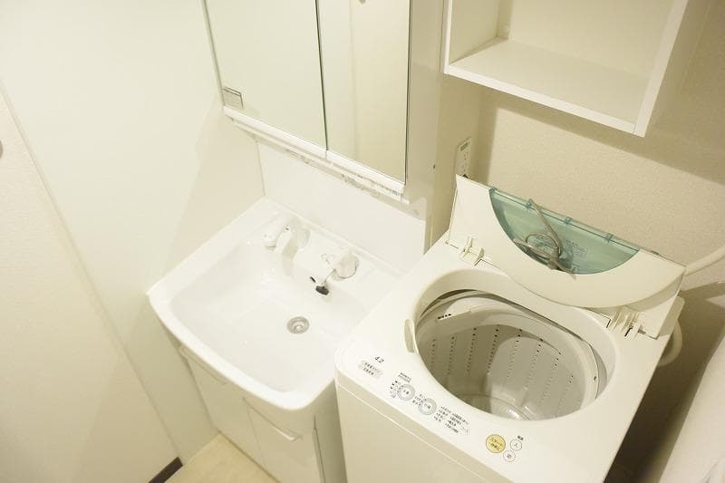Room image 10
