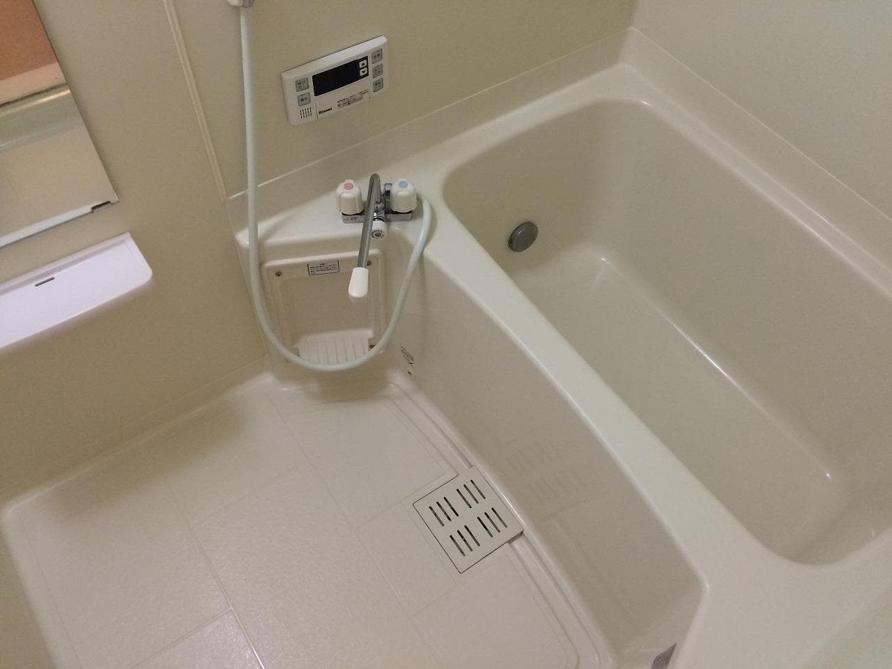 Room image 11
