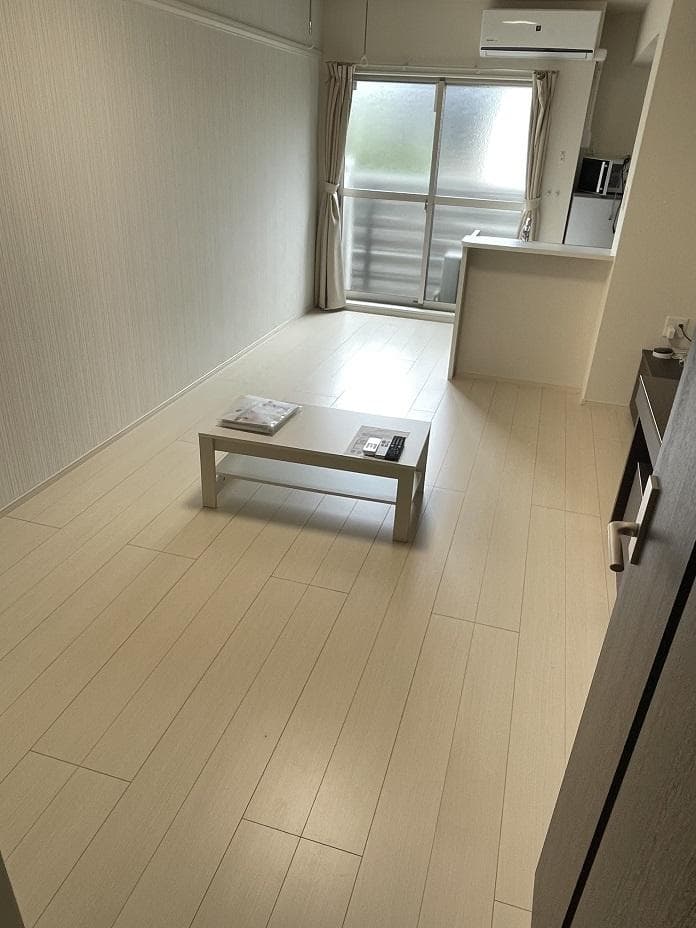 Room image 8