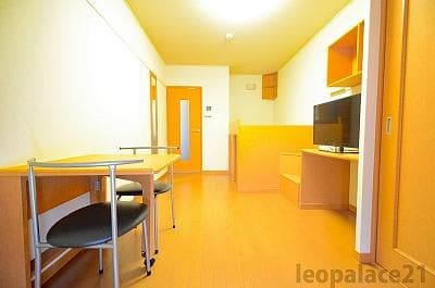 Preview interior of leopalace Kokutaiji
