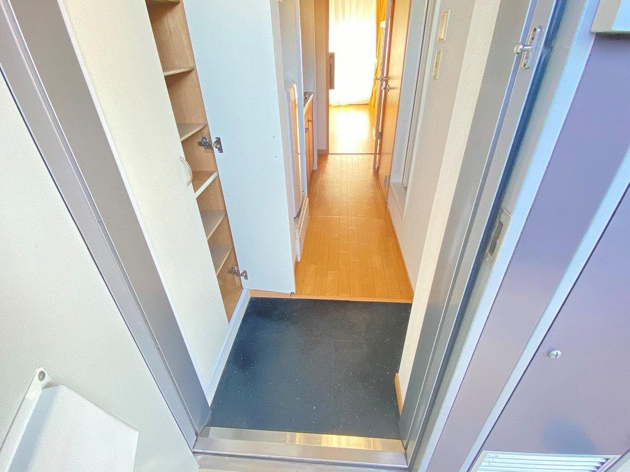 Room image 10