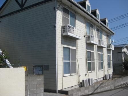 Main exterior of leopalace Yukari