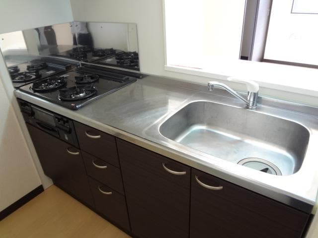 Room image 14
