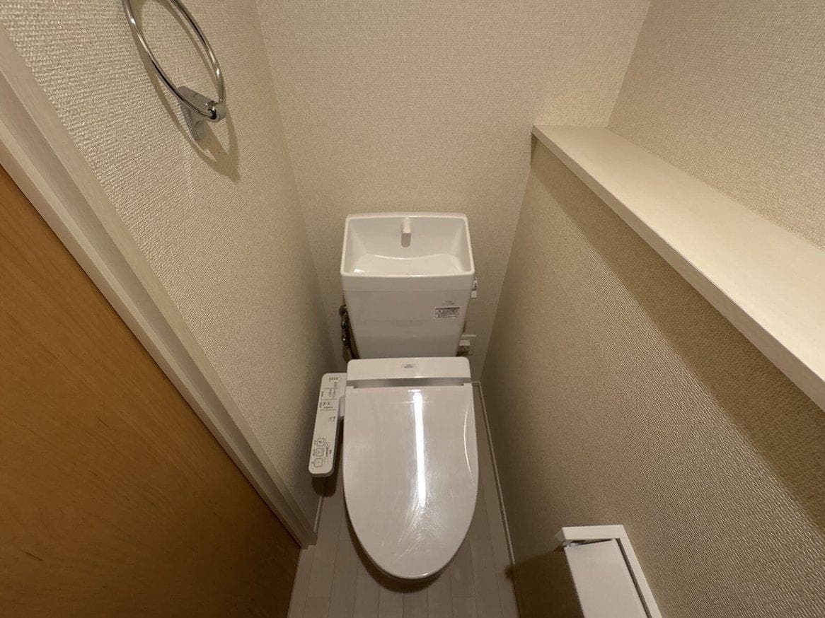 Room image 9