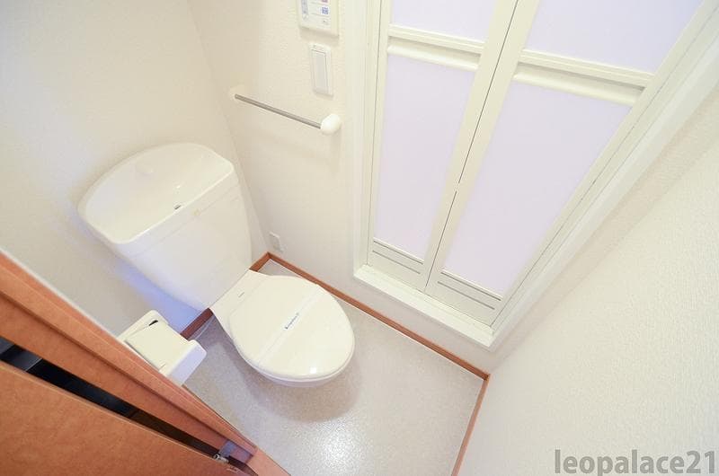 Room image 9
