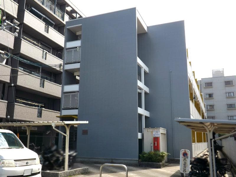 Room image 10