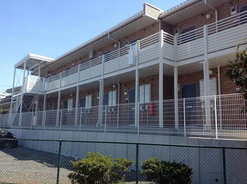 Main exterior of LEONEXT Sayamagaoka