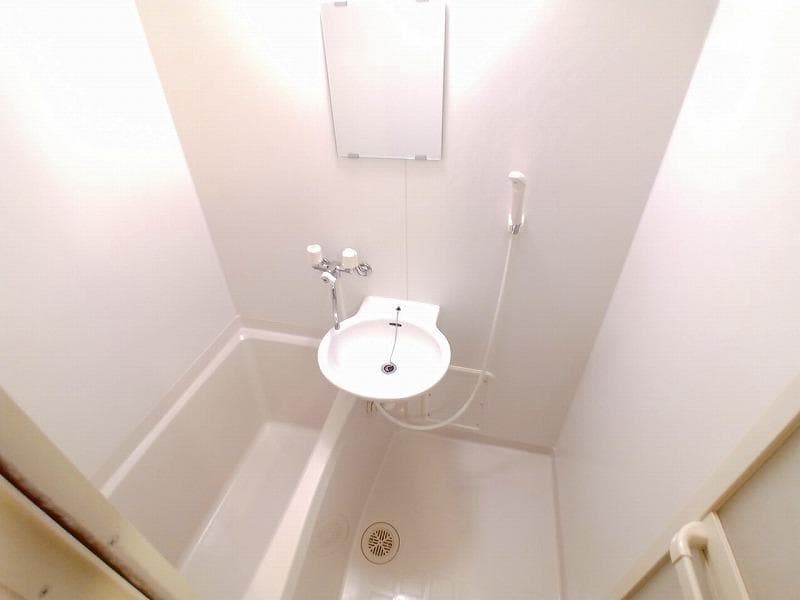 Room image 9