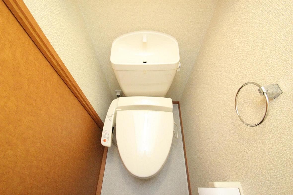 Room image 13