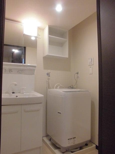 Room image 11