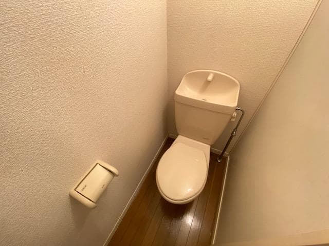 Room image 13