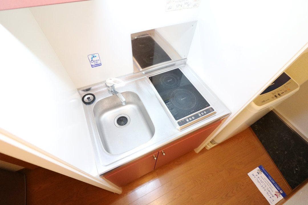 Room image 13