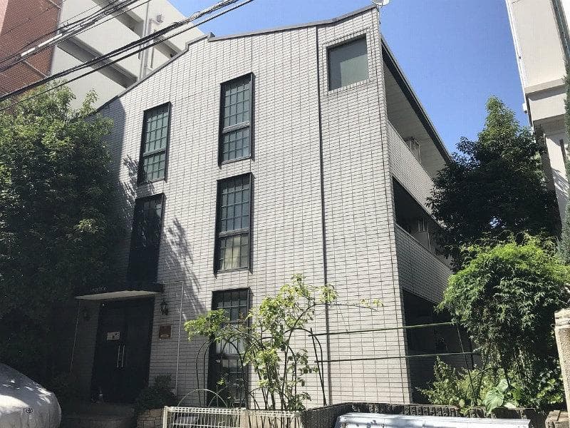 Main exterior of leopalace TOMOMATSU