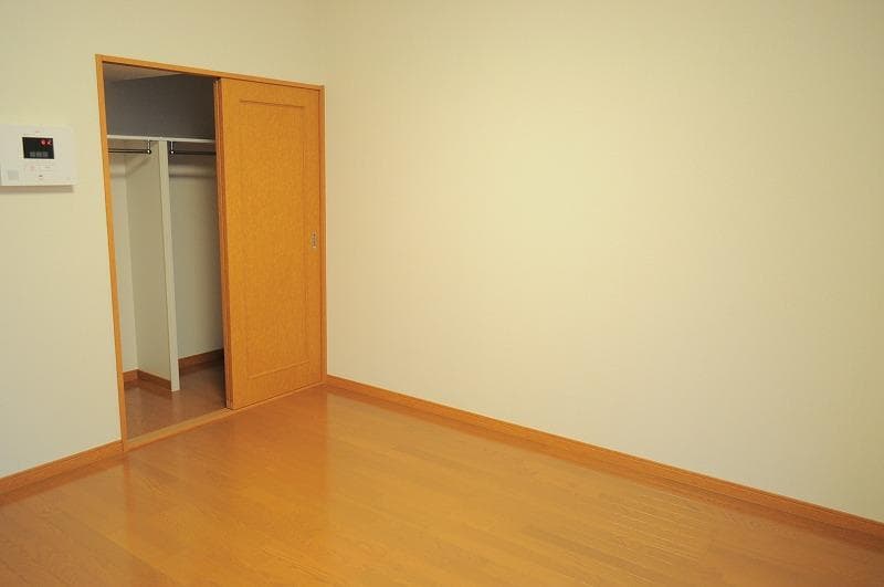 Room image 14
