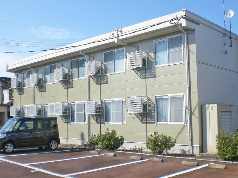 Main exterior of leopalace Green 2