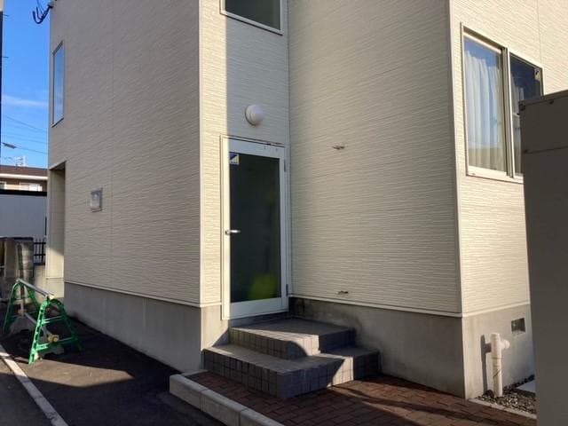 Room image 16
