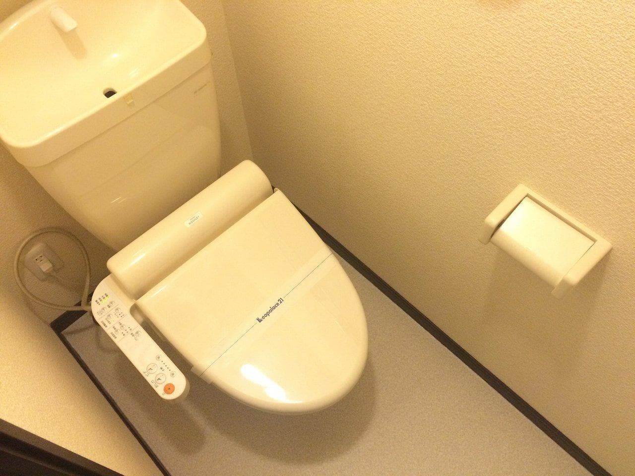 Room image 11