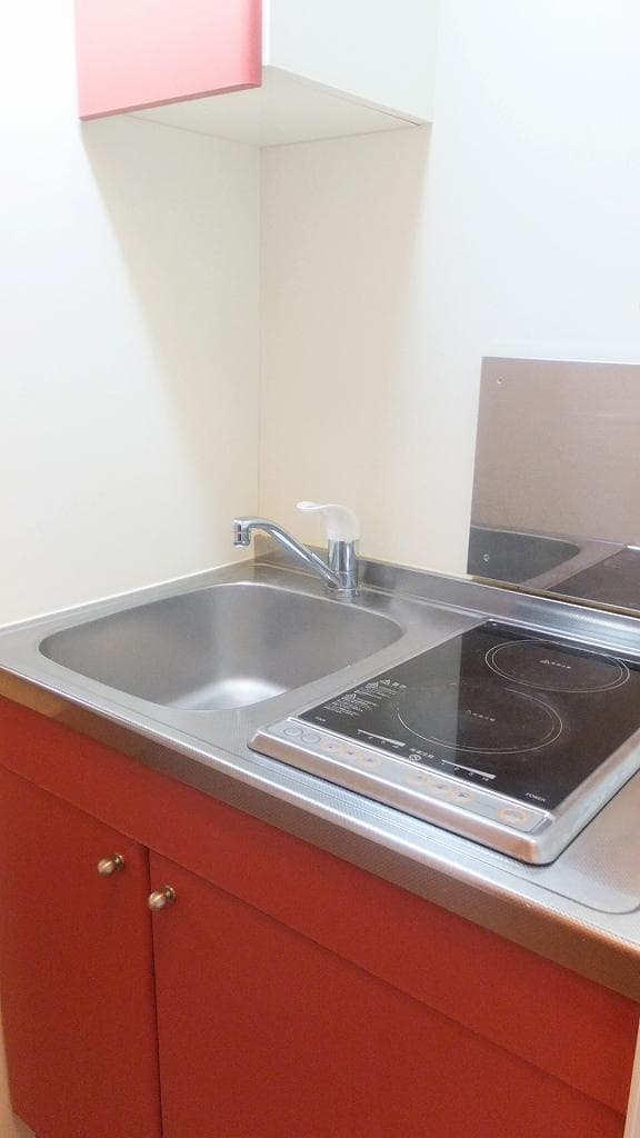 Room image 10