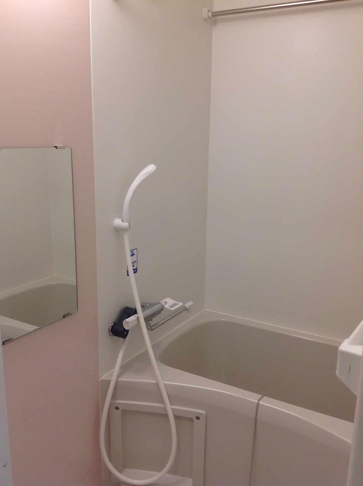 Room image 10