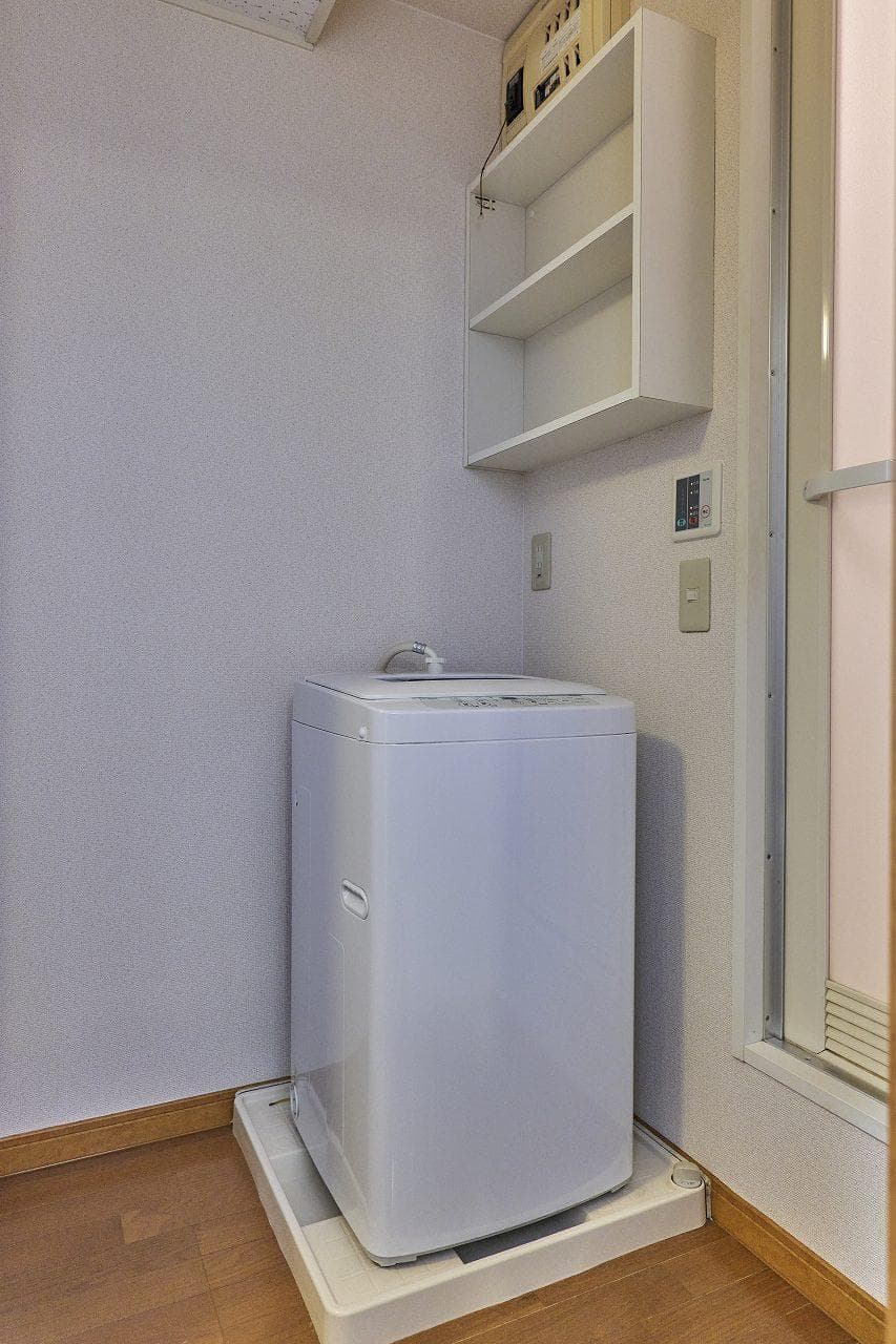 Room image 9