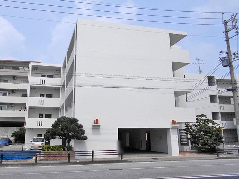 Main exterior of leopalace MIYASHIRO