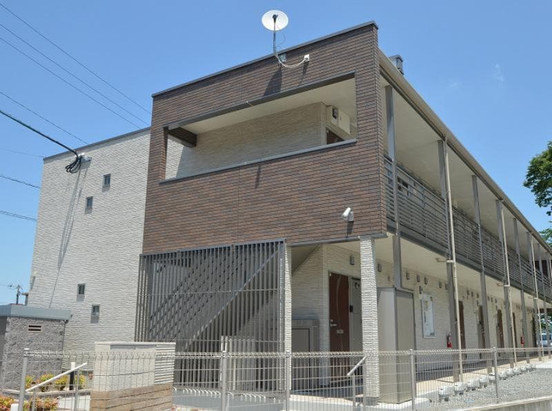 Main exterior of CLEINO CHIARIHILLS