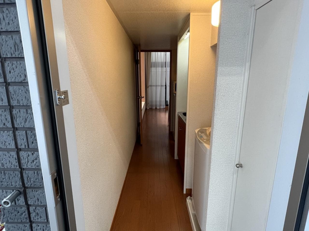 Room image 10