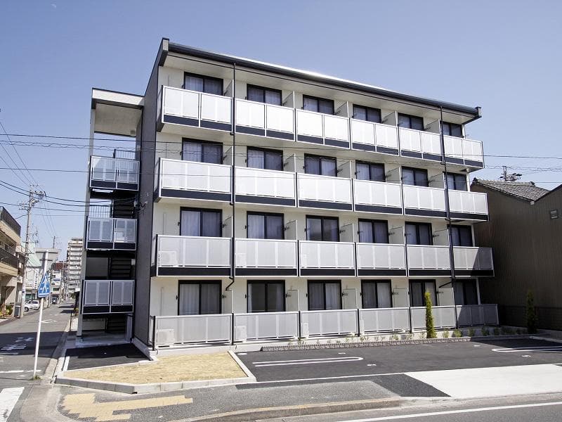 Main exterior of leopalace Urban Court Atsuta