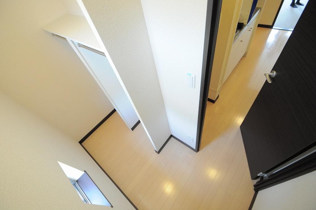 Room image 13