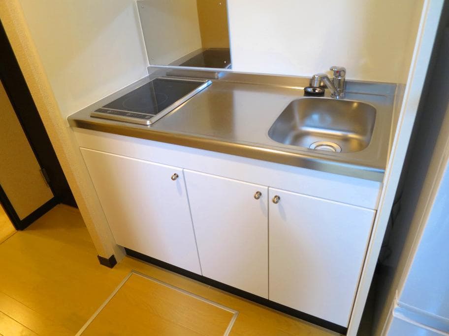 Room image 11