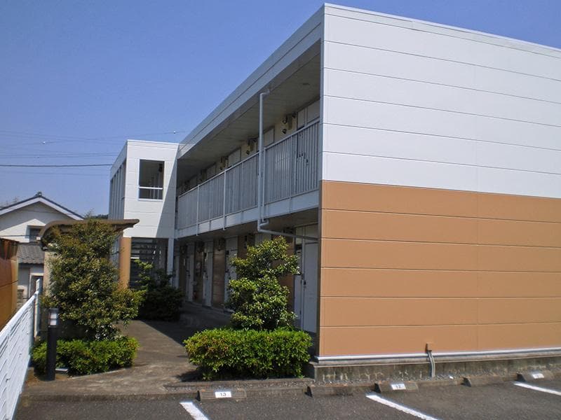 Main exterior of leopalace T&M