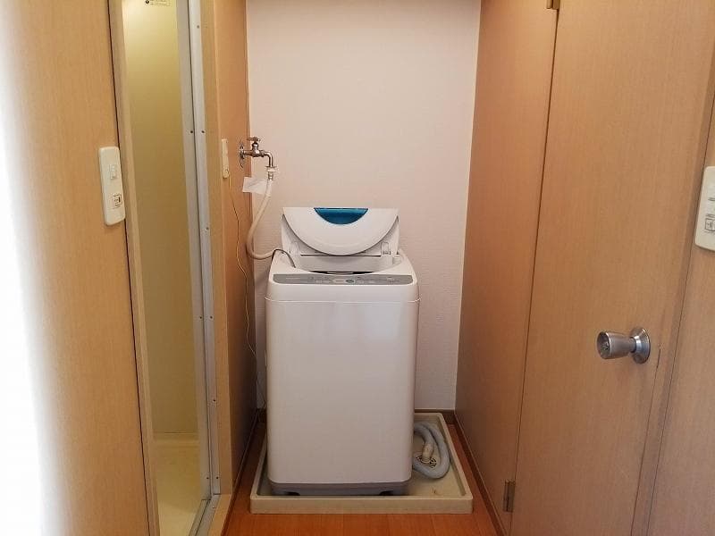 Room image 10