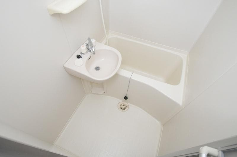 Room image 9