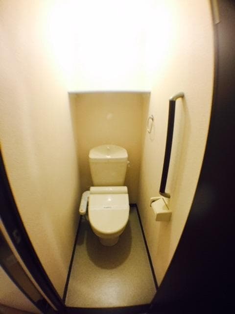 Room image 11